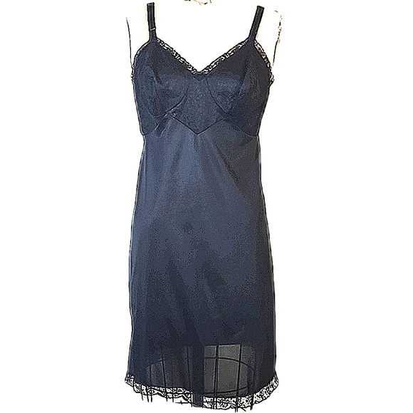 Vintage Vanity Fair slip chemise dress - Picture 1 of 10